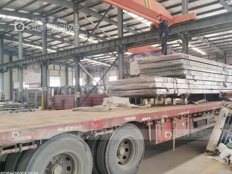 山西仿古公交車站臺(tái)案例裝車圖片